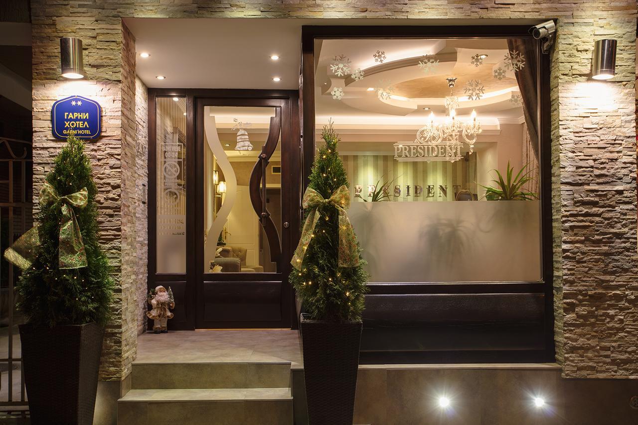 Garni Hotel President De Luxe Kragujevac Exterior photo